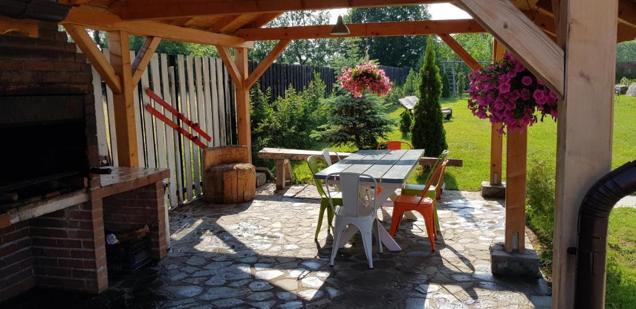 Villa Swiss Sacele Exterior photo